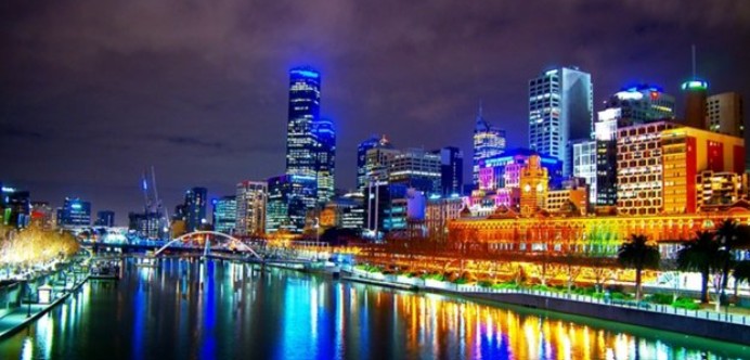 Melbourne Transformed in Stunning White Night